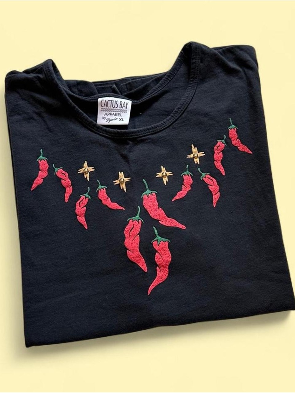 Vintage 1990s western Cactus Bay Black Tee with Red Pepper graphic XL